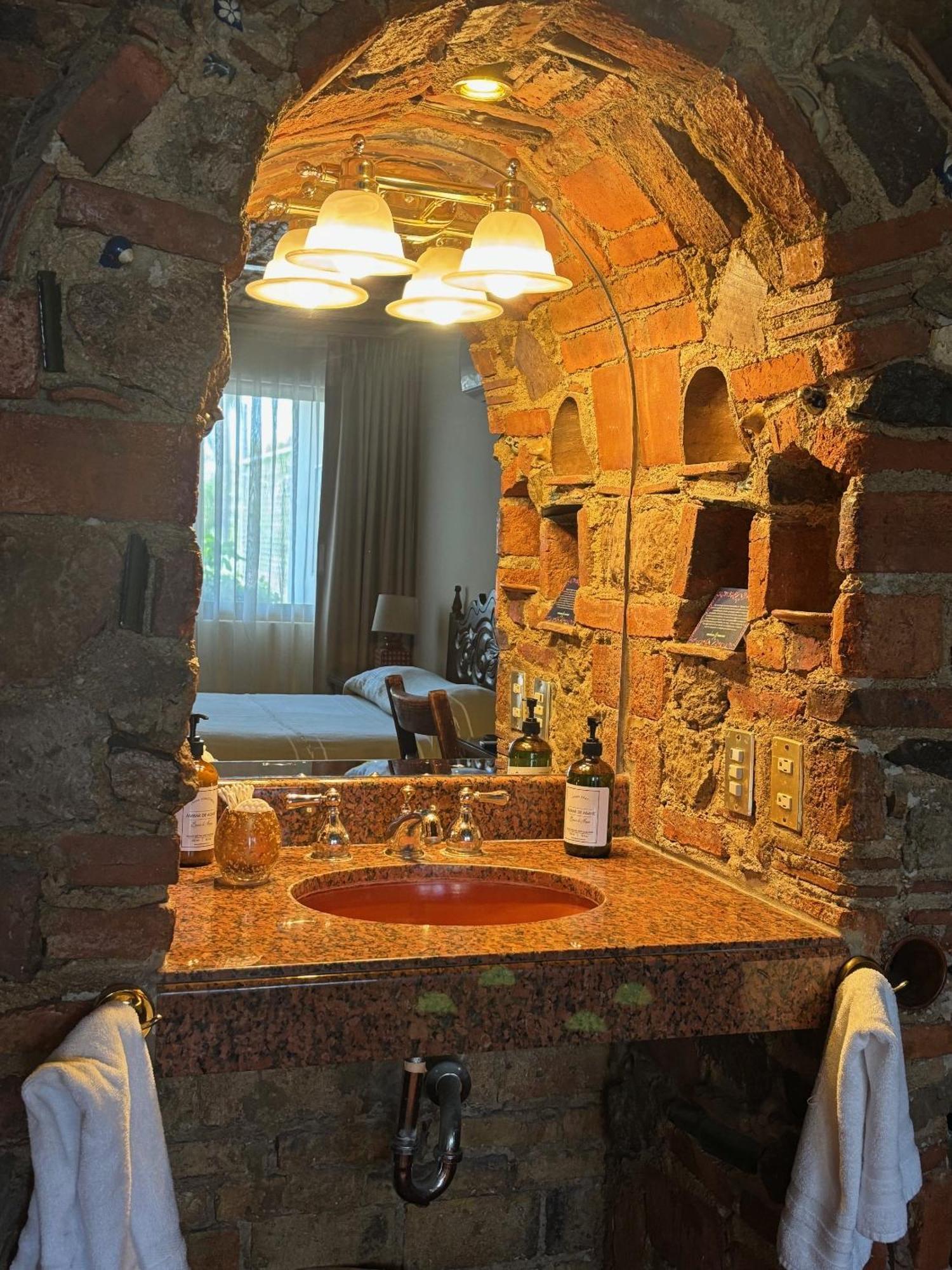 Quinta Don Jose Boutique Hotel Tlaquepaque Bilik gambar