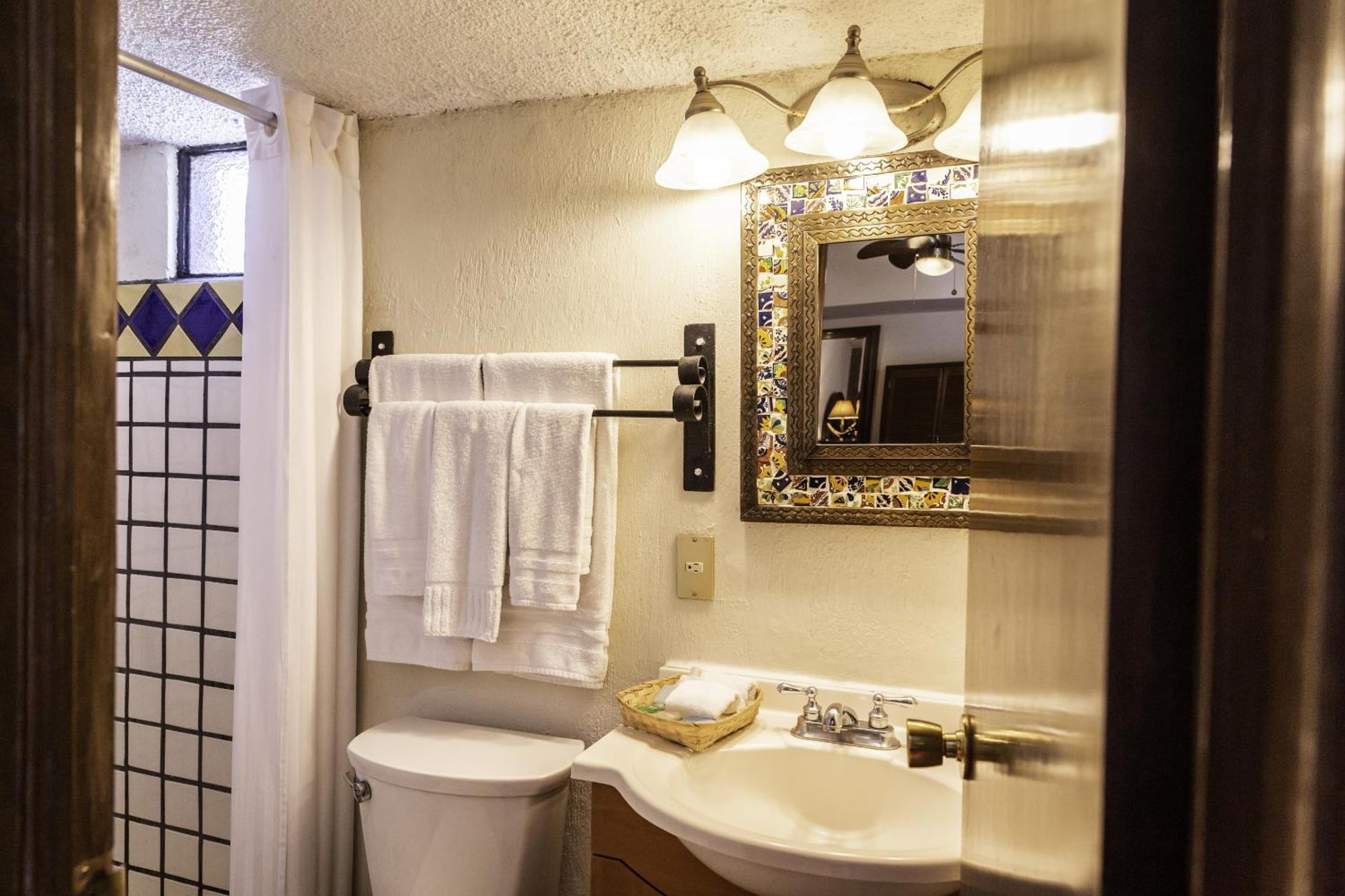 Quinta Don Jose Boutique Hotel Tlaquepaque Bilik gambar